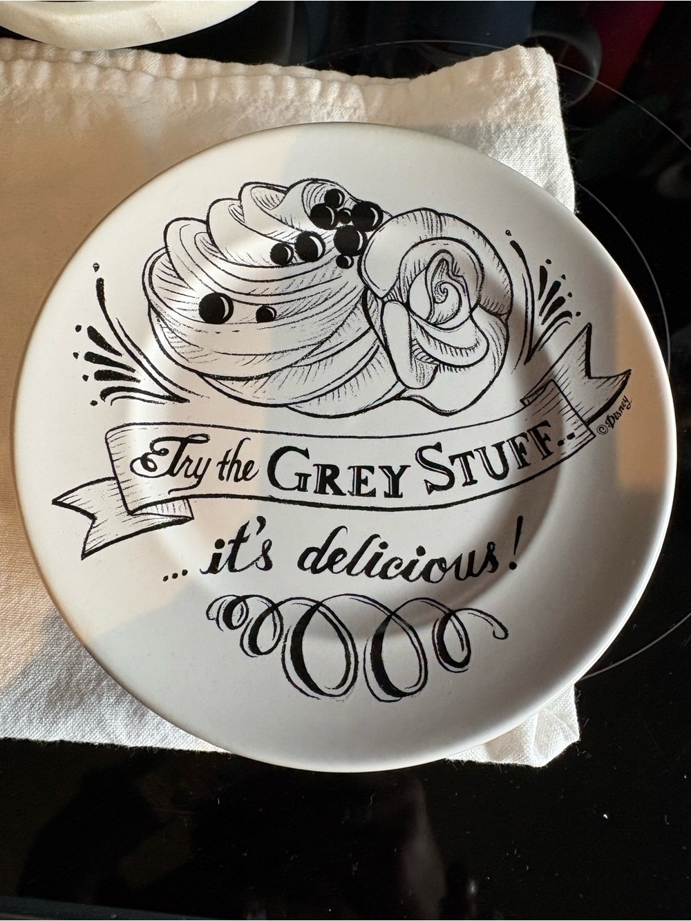Beauty & Beast Grey Stuff Decorative Ceramic Dessert Plate set of 4 NWT Rare! ✨